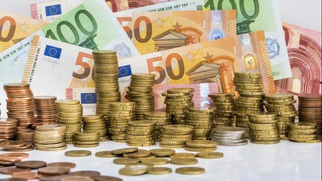 Moeten collega’s elkaars salaris gaan bepalen?