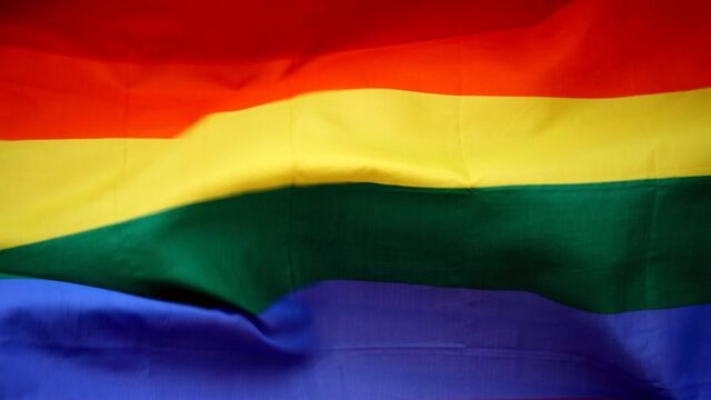 Stand.nl: Het ondertekenen van het anti-homopamflet is verwerpelijk