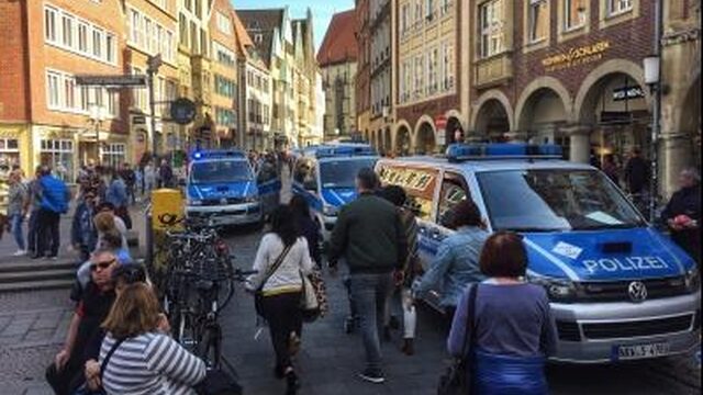 'Man die op terras Münster inreed, had psychische problemen'