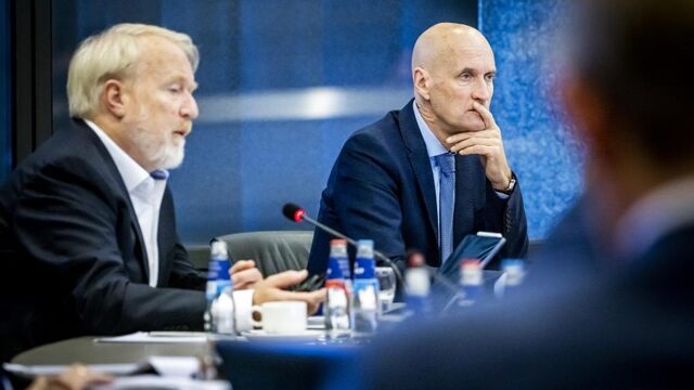 Epidemioloog Tostmann vreest verdere stijging coronabesmetitngen: 'We kunnen beter niets doen met kerst'