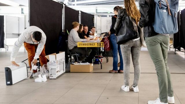D66 en PvdA: stembureaus twee weken eerder open voor verkiezingen