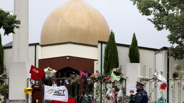 Beperking media-aandacht voor verdachte aanslag Christchurch: 'Publiek niet onderschatten'