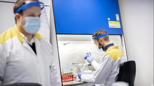 Eerste corona-sneltesten krijgen groen licht
