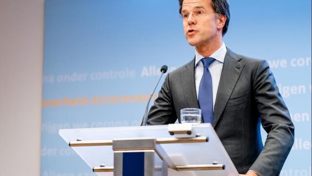Evenwichtsbalk persconferentie Rutte: 'Kan voorstellen dat je ervan af kunt kukelen'