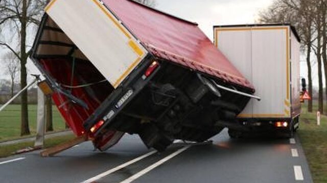 Al staat er windkracht 12, vrachtwagens mogen blijven rijden