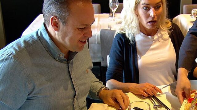 Terwijl Frans Bauer zich in China verwonderde, werden makers van Medialogica slachtoffer van censuur