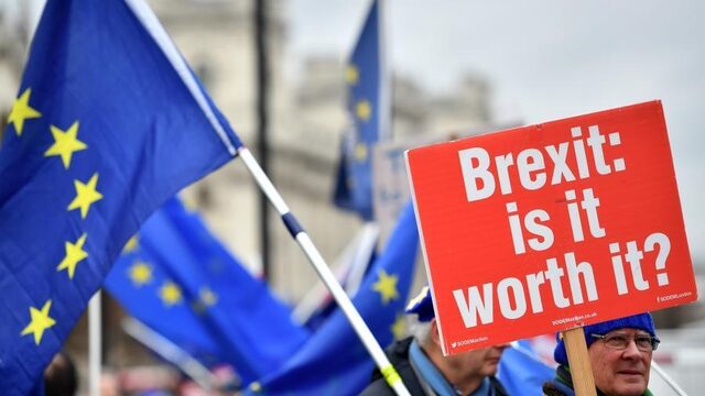 Het gele hesje heet hier Brexit