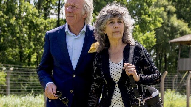 Vrouw Freek de Jonge kreeg corona: 'Zorgen maken? Dat heeft geen zin'