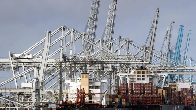 Wat is er aan de hand in de Rotterdamse haven?