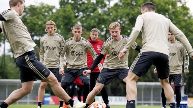 Sportpsycholoog over Ajax: 'Nu is er iets te verliezen'