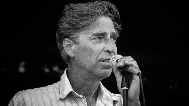 Recensent Patrick van den Hanenberg over singer-songwriter Maarten van Roozendaal: “Het was een instant love affair.’