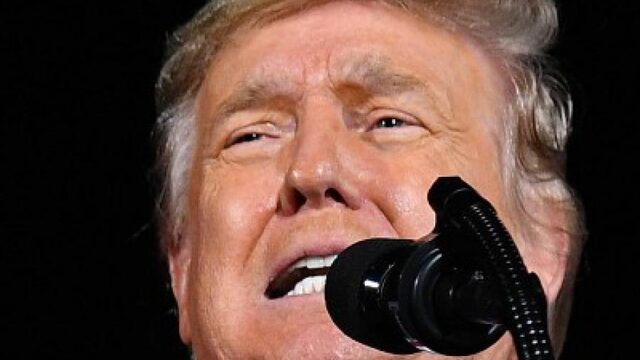 Stand.nl: Het is onnodig om Trump nu nog af te zetten