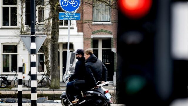 Stand.nl: Het is goed dat alle snorfietsen en -scooters de rijweg op moeten