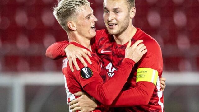 AZ geeft Heerenveen een pak slaag, PSV wint