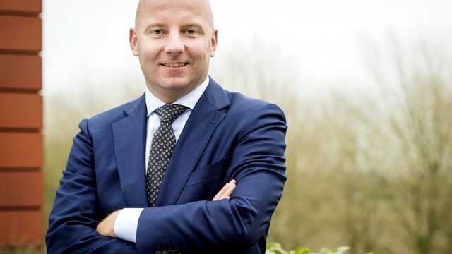 Vakbond De Unie: 'Hoekstra duwt KLM verder onder water'