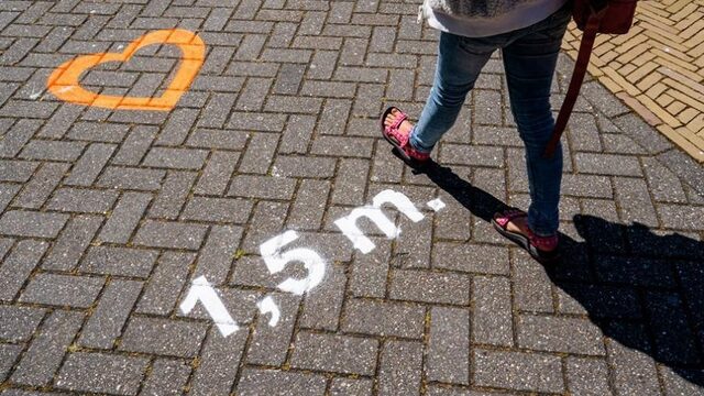 Stand.nl: We moeten weer alert worden op de anderhalvemeterregel