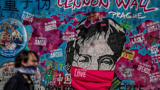 Moord op John Lennon veertig jaar geleden: 'Nog steeds een van de grootste misdaden van de mensheid'