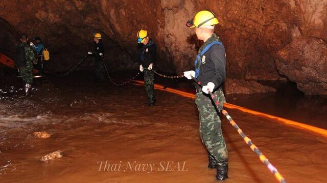 Eerste jongens uit Thaise grot bevrijd
