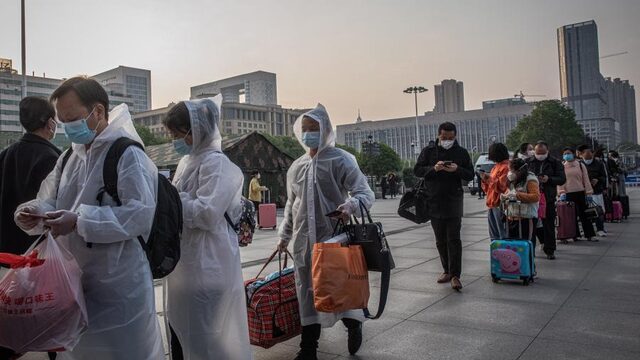 Wuhan na elf weken uit lockdown: miljoenen mensen mogen weer reizen