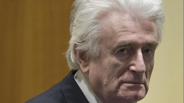 Anna is bevriend met oorlogsmisdadiger Karadzic en stuurt hem elk jaar verjaardagskaarten