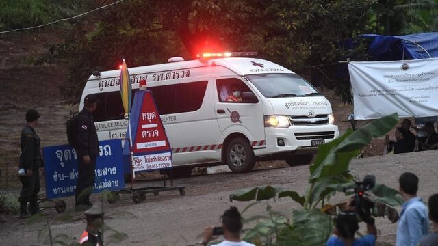 Duikers en artsen in Thailand op weg voor nieuwe reddingsoperatie