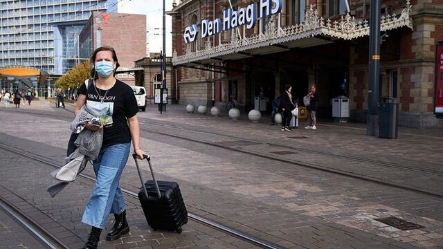 'Ik weet als viroloog als geen ander, we moeten het nog even volhouden'