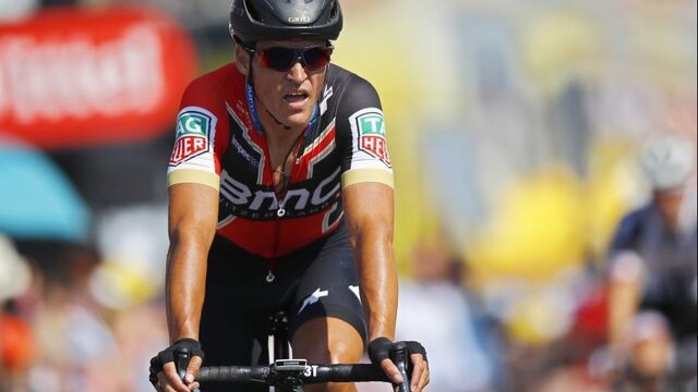 BMC wint tijdrit: Van Avermaet in het geel, goede zaken Dumoulin