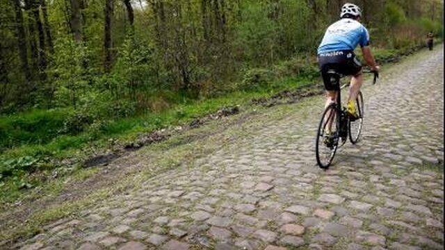 Dodelijk wegdek: de kasseienstrook