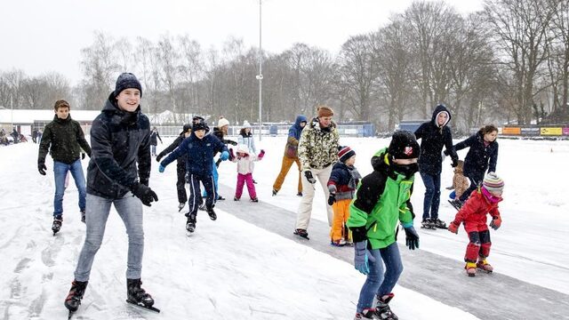 OMT-lid Bonten: 'Avondklok en schaatstochten zijn niet met elkaar te rijmen'