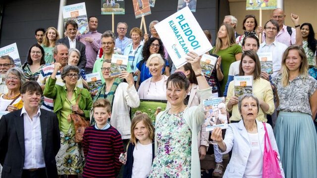 Nederland moet uitstoot sneller terugdringen