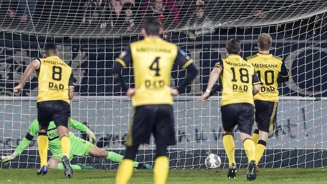 Oud-wethouder Kerkrade: 'Gemeente, geef geen geld aan voetbalclubs'