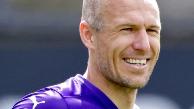 Stralende Robben neemt FC Groningen bij de hand tegen Emmen (0-4)