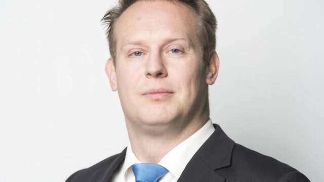 Pieter Heerma (CDA): grenzen niet dicht, ook niet wagenwijd open