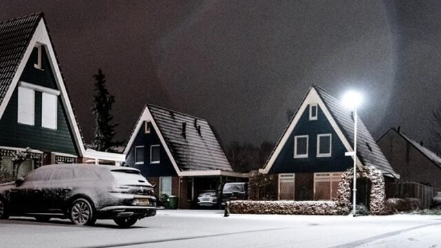 Dik pak sneeuw op je dak? 'Houd bij een plat dak rekening met instortingsgevaar'