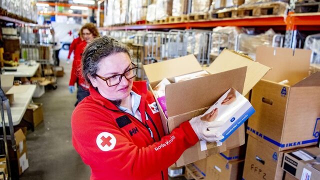 Noodhulp in Nederland: aantal vrijwilligers neemt af, hulpvragen niet