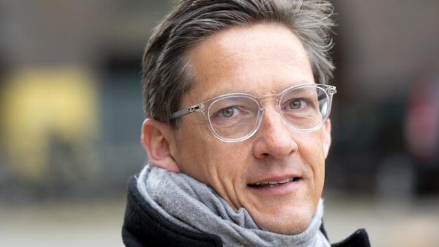 Eerdmans (JA21): NPO is veel te links, geef rechtse omroepen meer ruimte