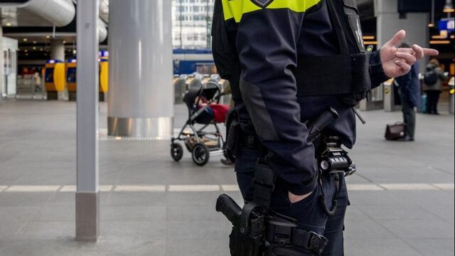 Miljoenenboete voor defensie en politie omdat ze slecht omgaan met hun zieke werknemers