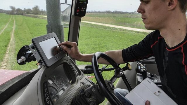 Kater voor boeren: diefstal uit tractors dit jaar flink toegenomen