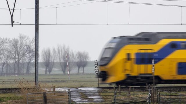 Onbeveiligde overwegen veel gevaarlijker dan gedacht, per direct maatregelen