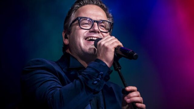 Guus Meeuwis: 'Ik heb het gevoel dat je met een plaat de tijd stilzet'