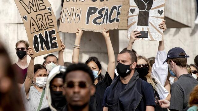 Opnieuw anti-racismeprotest Amsterdam: 'Bijlmer symbool voor wat er misgaat'