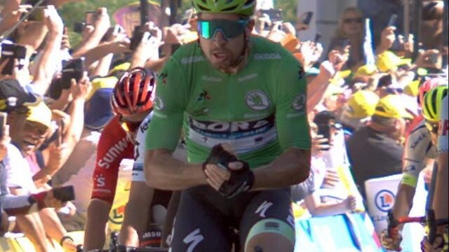 Sagan boekt met overmacht twaalfde etappezege in Tour