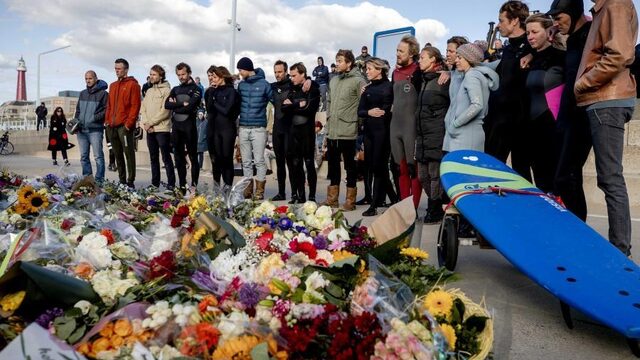 Een jaar na het Scheveningse surfdrama: 'Surfen verbindt'