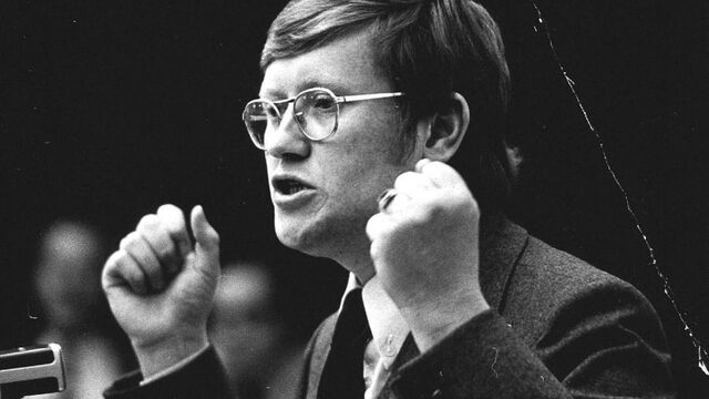 Podcast De Dag: Heb je het als jonge fractieleider moeilijker?