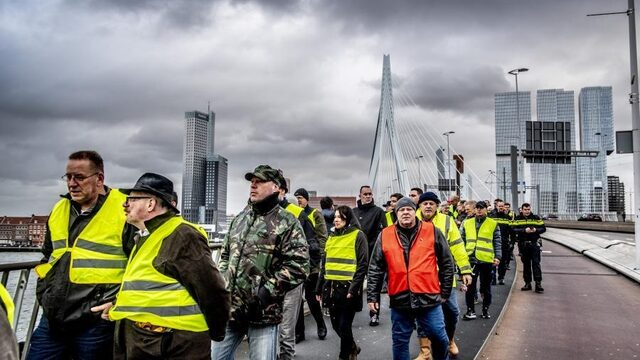 Jan Dijkgraaf: 'Politiek laat gele hesjes in de steek'