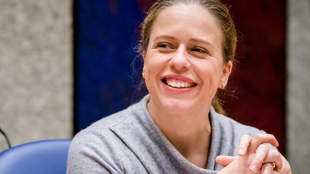 Schouten vindt net op tijd steun bij oppositie voor stikstofwet