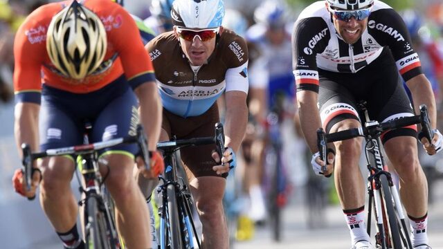 Vandaag in de Tour de France: heuvels in zicht, ruimte voor aanvallen!