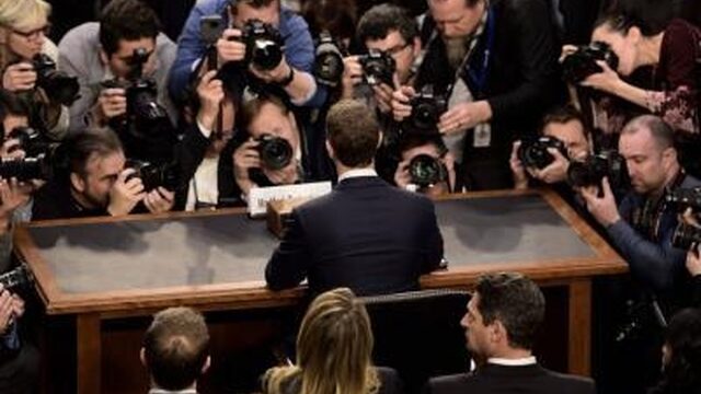 Een (uiteindelijk) ontspannen Zuckerberg kreeg het niet heel lastig