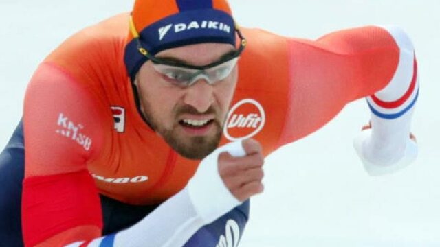 Nuis gediskwalificeerd op 1.000 meter; Verbij leidt bij EK sprint
