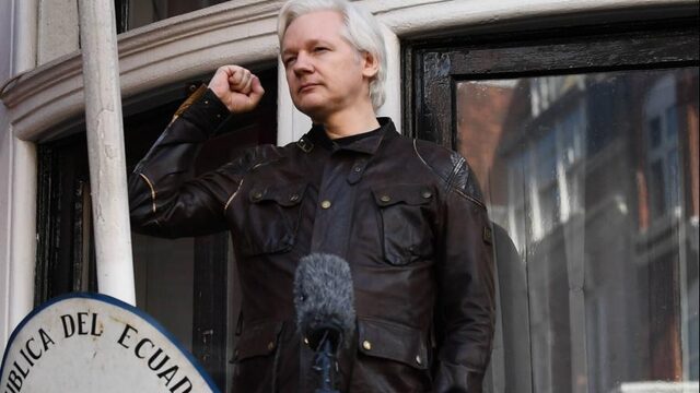 Julian Assange aangehouden door Britse politie, VS wil uitlevering